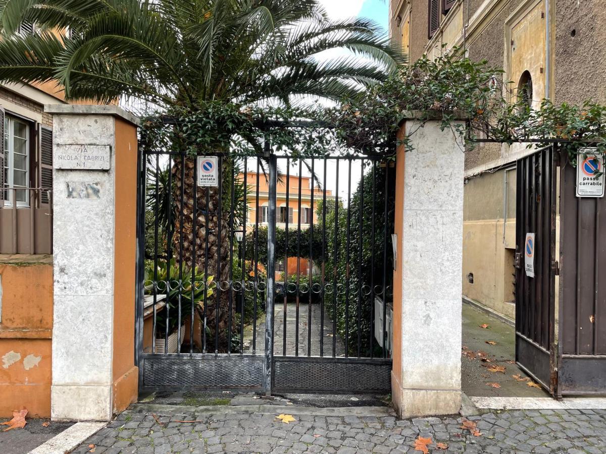 Cosy Studio In The Greenest Corner Of Trastevere Ρώμη Εξωτερικό φωτογραφία